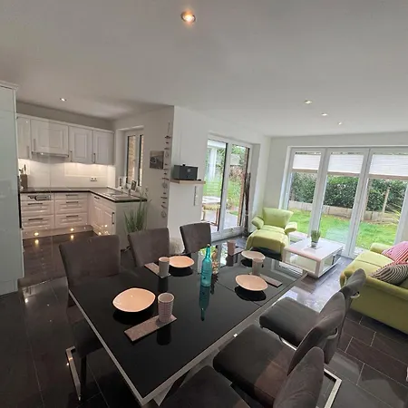 Sealect-hus-2-timmendorfer-strand-hauptstr-4g *